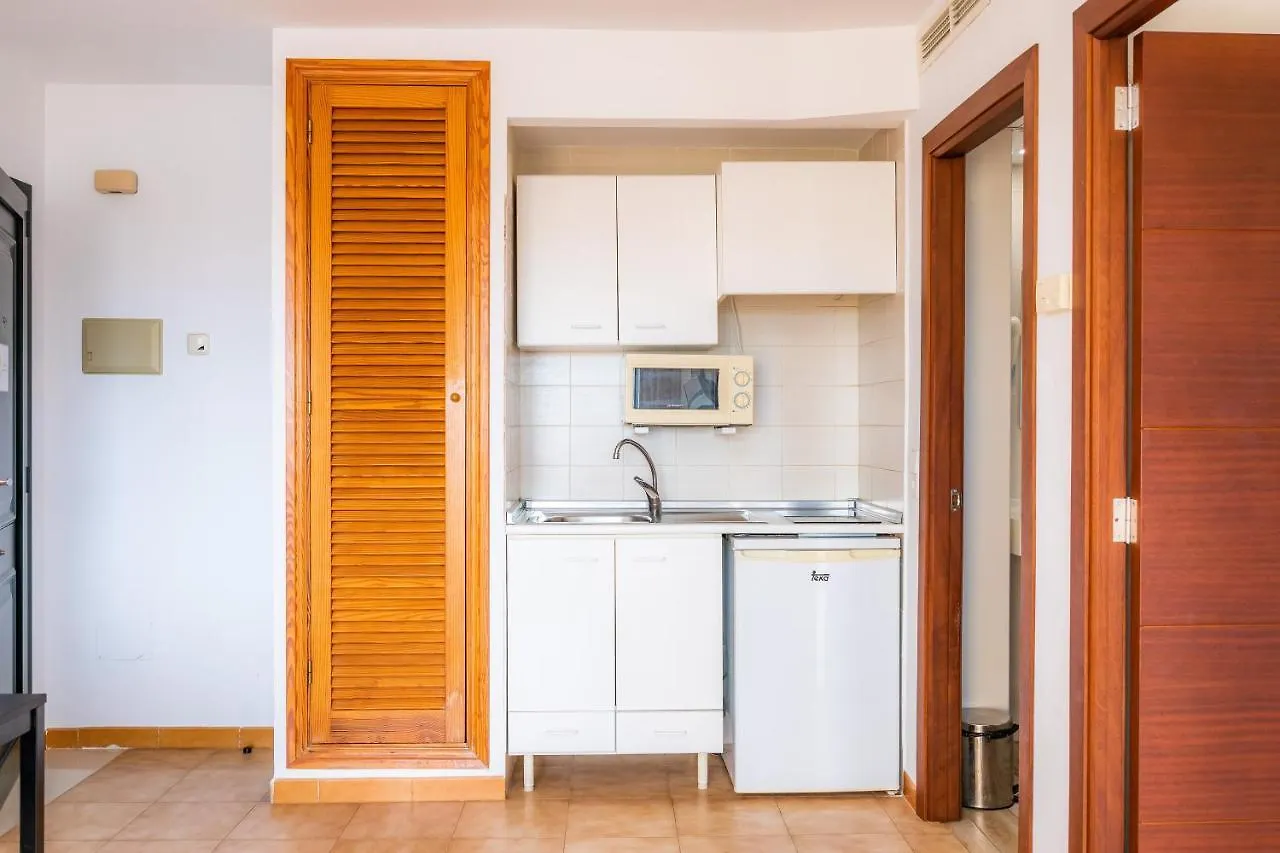 Apto Con Terraza 301 كالا مييور إسبانيا
